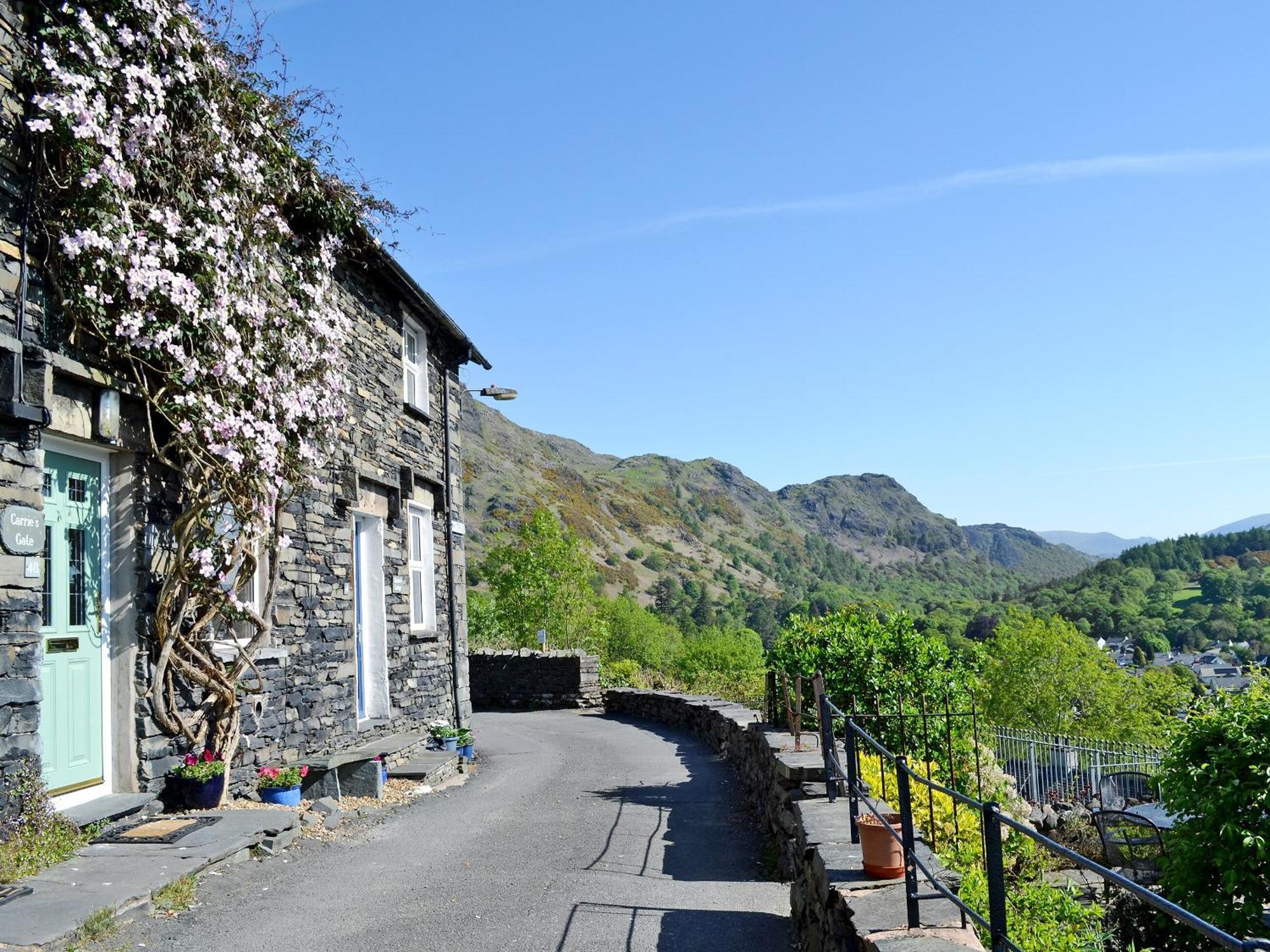 Carries Gate Villa Coniston Exterior photo